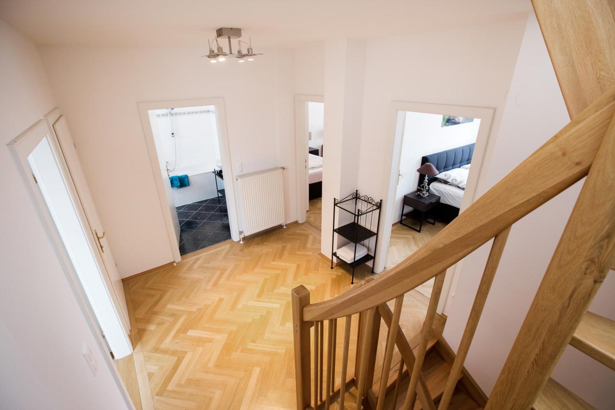 Urban Flats Vienna City Center Rom bilde